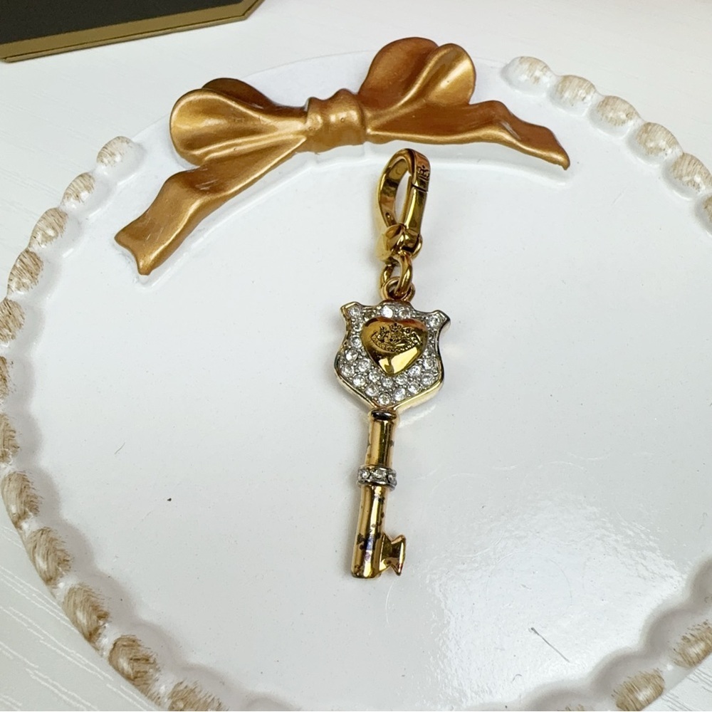 Vintage Juicy Couture Gold Tone Pave Rhinestone Key Charm 2.25in - Picture 3 of 9